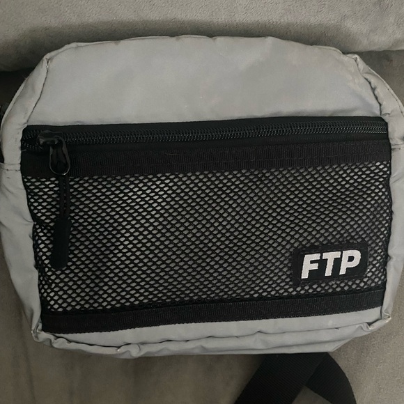 FTP crossbody bag - Picture 4 of 5